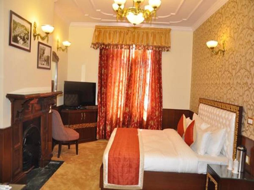 Hotel Southgate Shimla Exterior photo