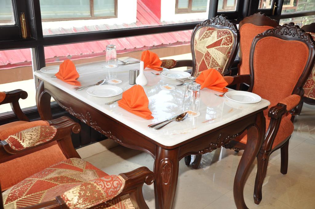 Hotel Southgate Shimla Exterior photo